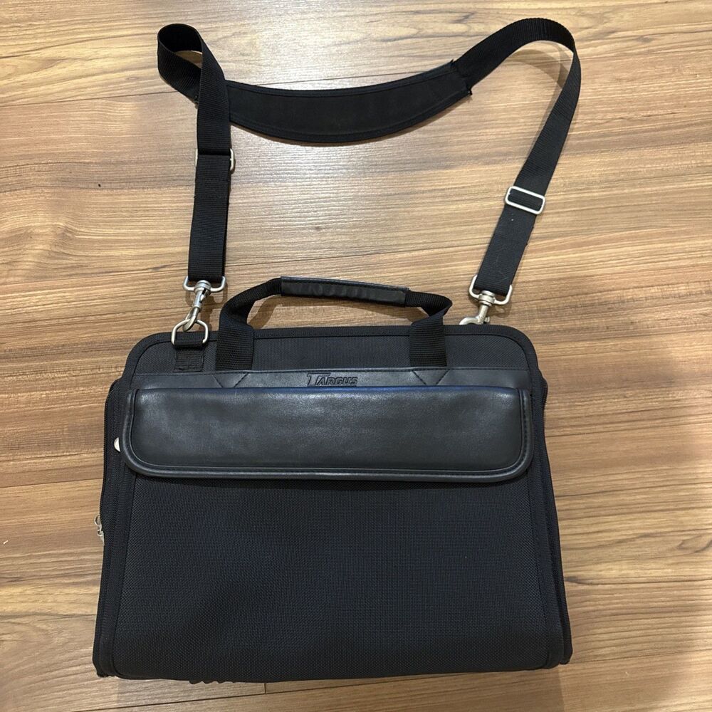 Targus Laptop Messenger Bag Black Briefcase Shoulder Strap Travel Case